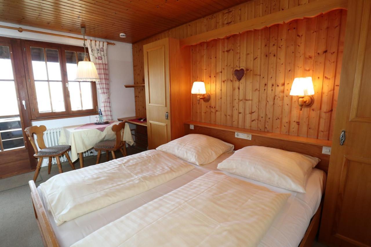 Hoehenpension Glashuette Bed&Breakfast Fruehstueckspension Hotel Garni Bonndorf im Schwarzwald Exterior photo