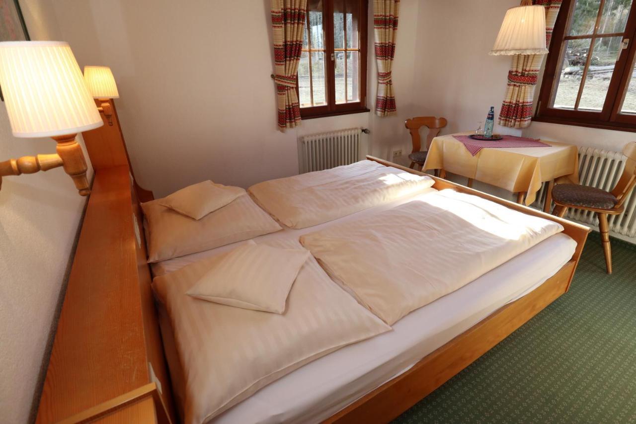 Hoehenpension Glashuette Bed&Breakfast Fruehstueckspension Hotel Garni Bonndorf im Schwarzwald Exterior photo